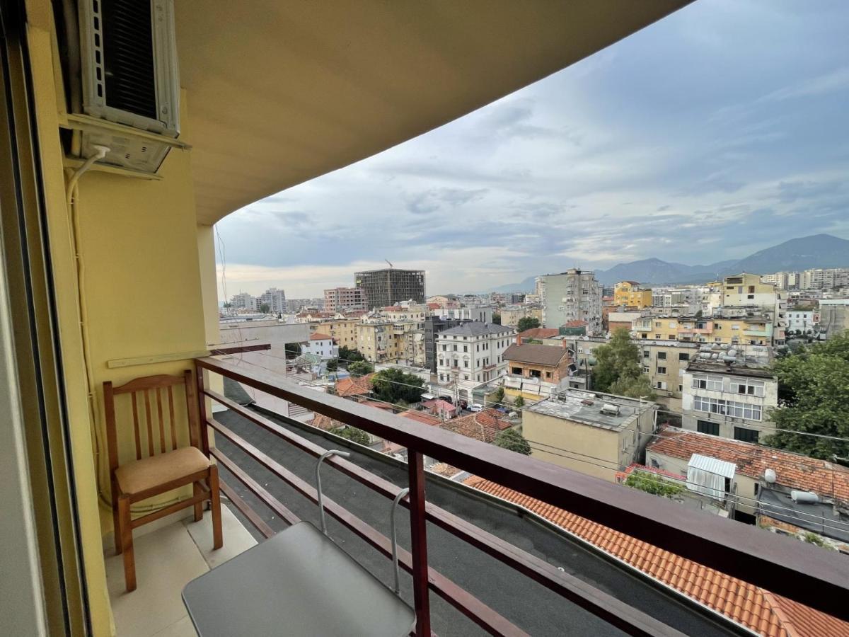 City Center Apartment 1 Tiranë Ngoại thất bức ảnh